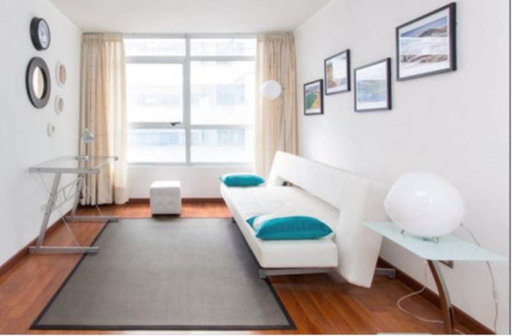 Sys Suites Nueva San Martin Santiago Szoba fotó